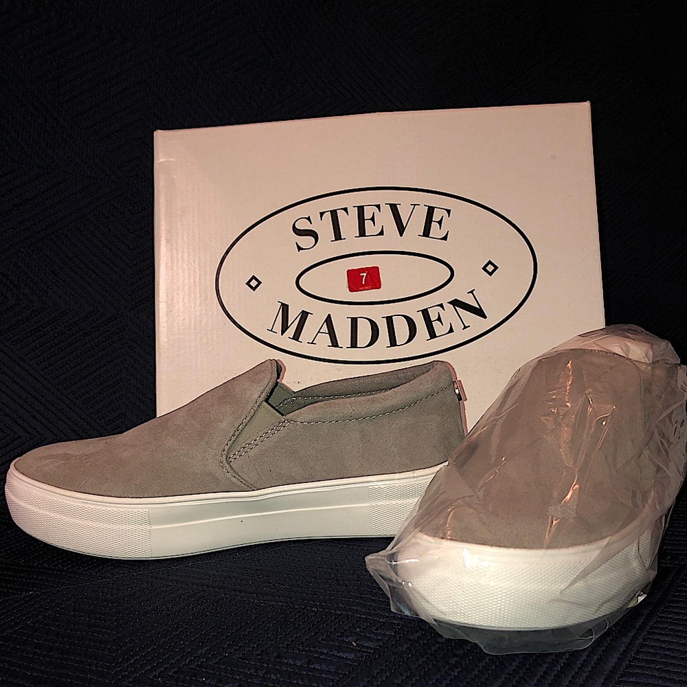 Steve Madden Slip-On Sneakers